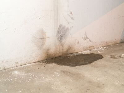 Professional water damage restoration services in Montréal - MTL Restoration